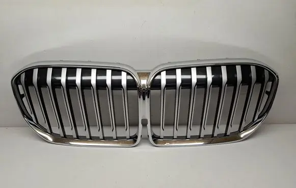 BMW 7 G11 G12 Front bumper upper radiator grill 7475318 51137475318