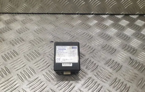 Toyota Corolla Verso AR10 Door control unit/module 897410F010