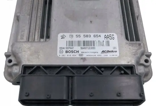 Opel Insignia A Engine control unit/module 55583654