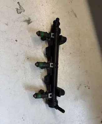 Skoda Fabia Mk1 (6Y) Fuel main line pipe 03E133320