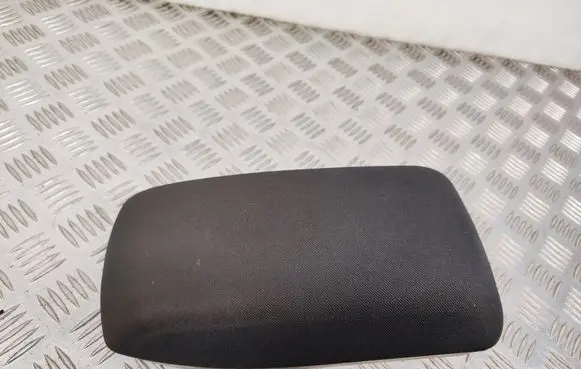 Toyota Auris E180 Armrest 27702718 5881202130