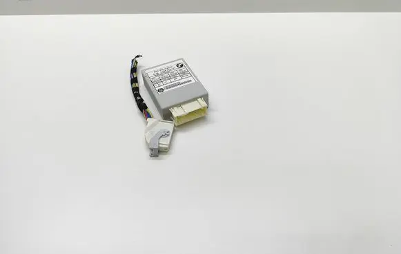 BMW 5 E60 E61 Air suspension control unit module (rear) 6784314 678431401 37146784314