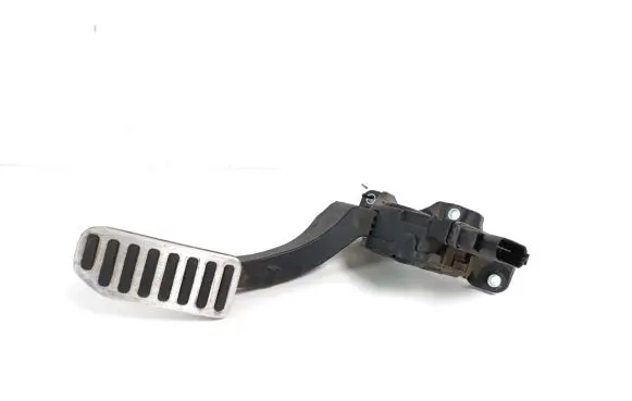 Volvo S60 Accelerator throttle pedal 31329371