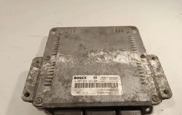 Renault Laguna II Engine control unit/module 0281010297 8200048297