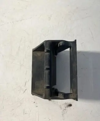 BMW X6 F16 Radiator mount bracket 7533537