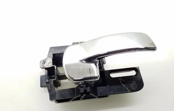 Nissan Qashqai+2 Rear door interior handle 80670JD0