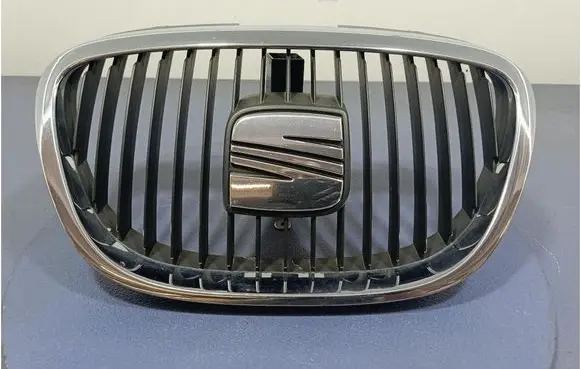 Seat Altea XL Front grill