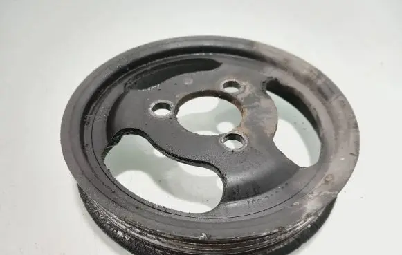 Opel Zafira A Water pump pulley 90502887