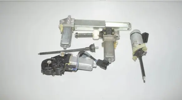 BMW 7 E65 E66 Seat adjustment motor 013002590 1158401 0390201974