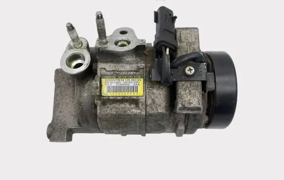 Jeep Grand Cherokee Air conditioning (A/C) compressor (pump) 68202995AA 68202995AD 68021835AF