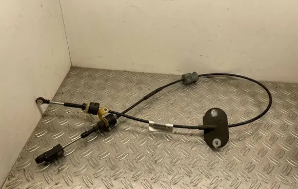 Ford Escape III Gear shift cable linkage GV6P7E395A