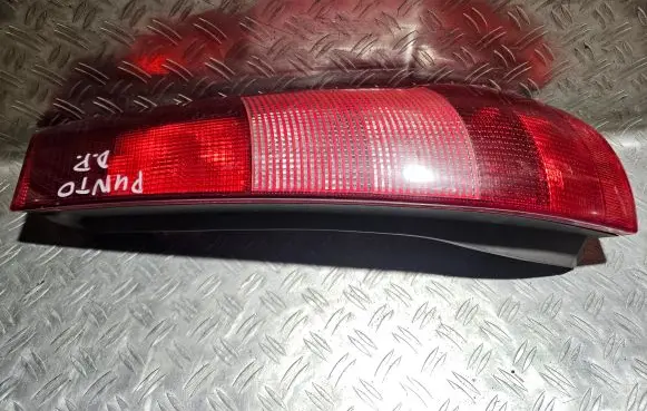 Fiat Punto (176) Rear/tail lights 36500748 464010820