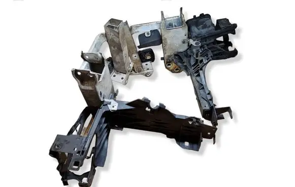 BMW 5 F10 F11 Headlight/headlamp mounting bracket 11071510 7200793