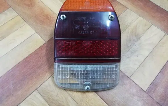 Volkswagen Beetle 1200 Tail light lenses MP1-43244R7