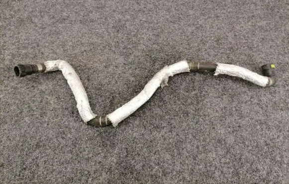 Volvo XC90 Engine coolant pipe/hose 31368321