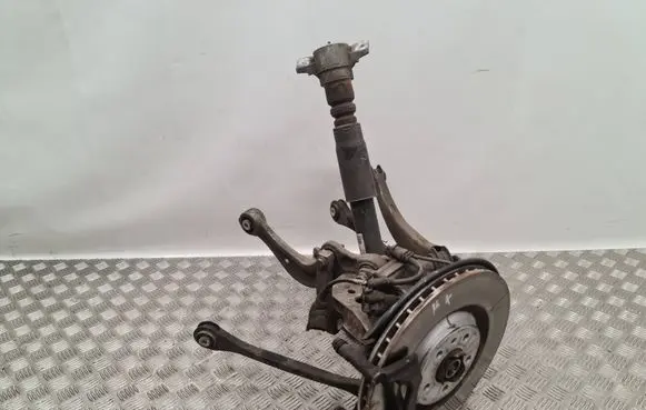 Audi Q7 4M Rear wheel hub spindle/knuckle 