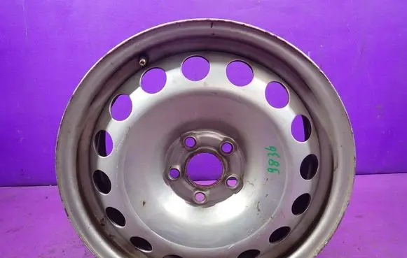 Volkswagen Golf IV R16 steel rim 1J0601027L