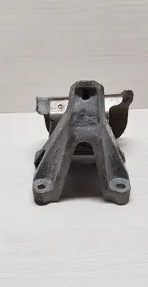 Audi A4 S4 B8 8K Engine mounting bracket 8K0199307AQ 8K0199387Q