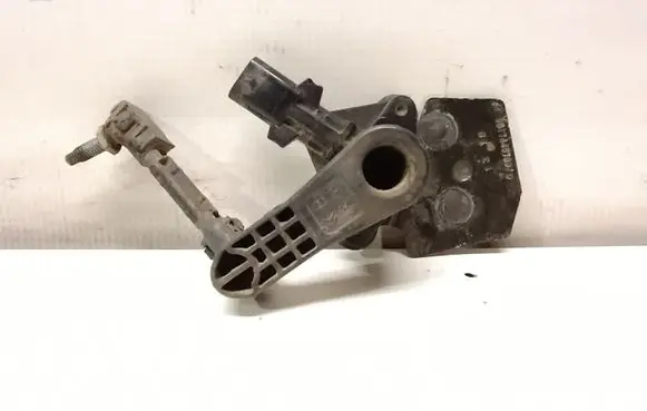 Peugeot 5008 II Headlight/headlamp level sensor 9817443780