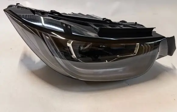 BMW i3 Headlight/headlamp 9853420