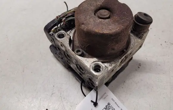 Toyota Yaris ABS Pump TY02WD31071 1D02310732141 BC147680