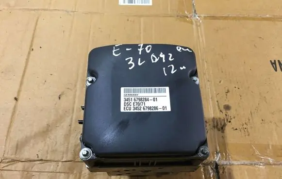 BMW X5 E70 ABS Pump 6798286 6798284