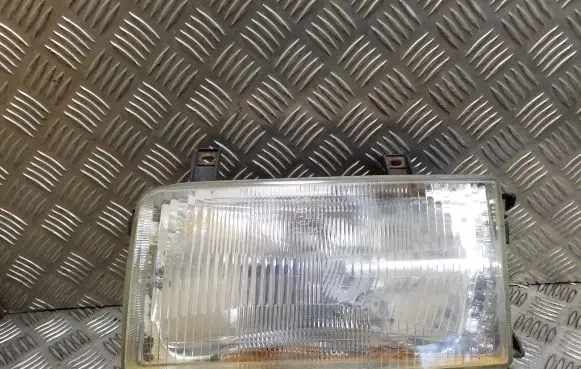 Volkswagen Transporter - Caravelle T4 Headlight/headlamp 4411114L