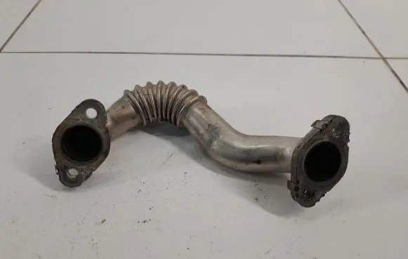 Audi Q3 8U EGR valve line/pipe/hose NOCODE