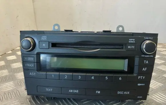 Toyota Avensis T270 Radio/CD/DVD/GPS head unit 8612005150