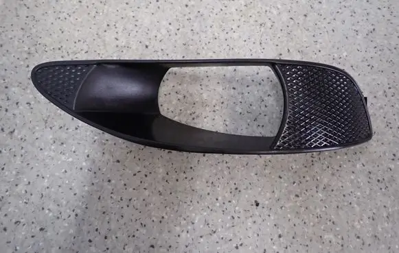 Toyota Corolla E120 E130 Front fog light trim/grill 5112702040
