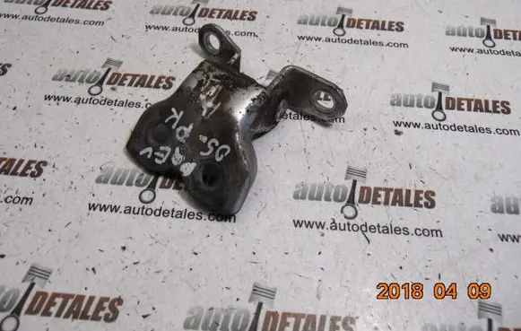 Toyota Previa (XR30, XR40) II Front door lower hinge 