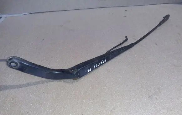 Volkswagen Crafter Front wiper blade arm A0018205944