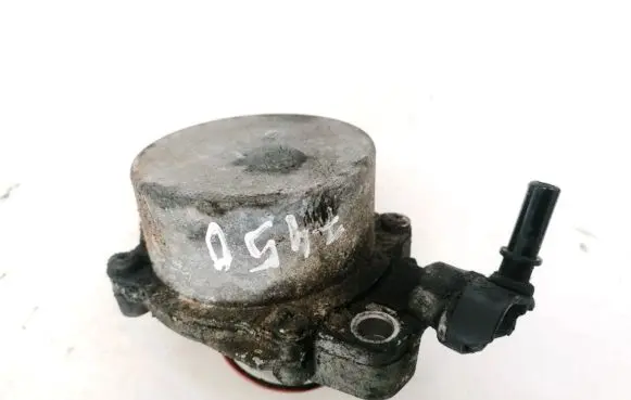 Toyota Aygo AB10 Vacuum pump 72814409 7.28144.09