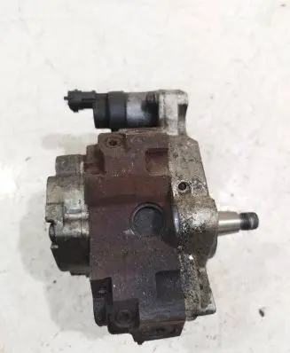 Renault Scenic II - Grand scenic II Fuel injection high pressure pump 8200108225 0445010075