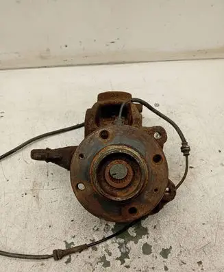 Peugeot 207 Front wheel hub spindle knuckle