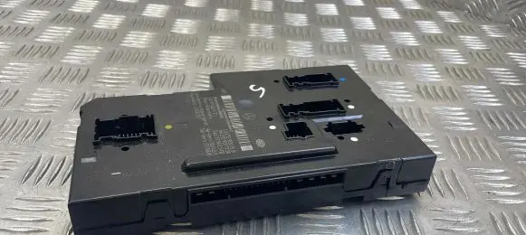Mercedes-Benz E W212 Comfort/convenience module 2129001506 2129011104 2319025101