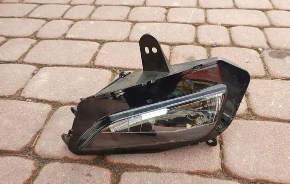 Opel Mokka X Front fog light 23497537