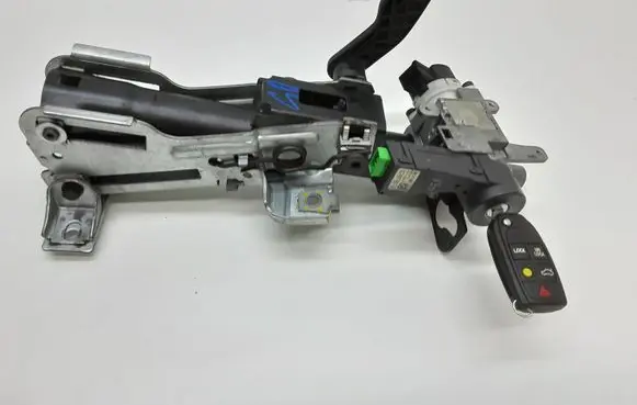 Volvo XC70 Steering wheel axle set 30776172