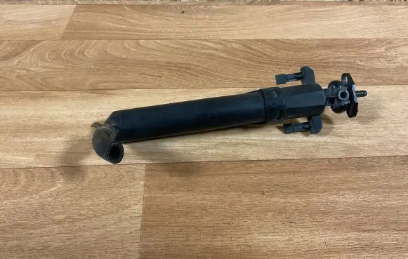 Citroen C4 I Headlight washer pump 89028244