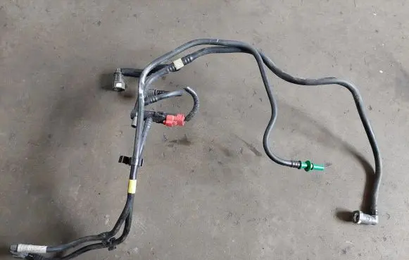 Ford Fiesta Fuel line/pipe/hose 9635692580