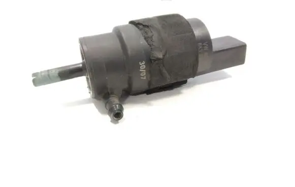 Audi A5 8T 8F Windscreen/windshield washer pump 8K5955647