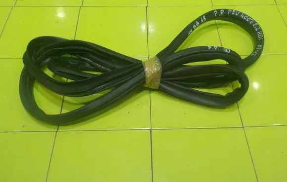Peugeot 4007 Front door rubber seal PRZOD