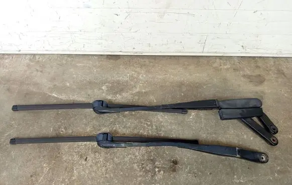 Porsche Cayenne (92A) Front wiper blade arm 97036203 97035914