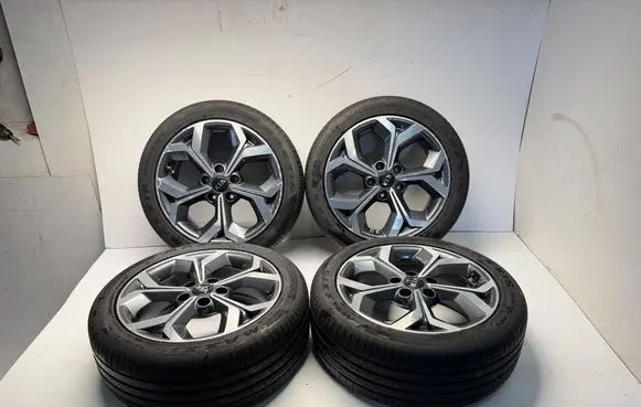 KIA Ceed R17 alloy rim