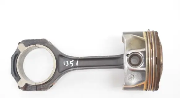 Mercedes-Benz SL R231 Piston with connecting rod