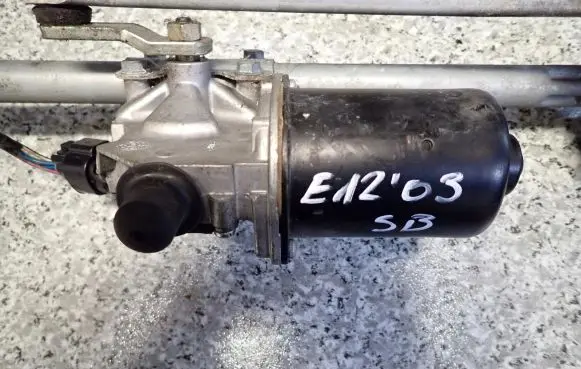 Toyota Corolla E120 E130 Wiper motor 85110-02100