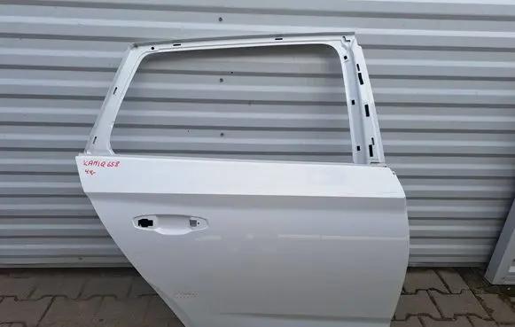 Skoda Kamiq Rear door 