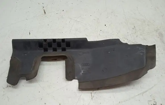 Audi A3 S3 8P Radiator trim 8P3121284