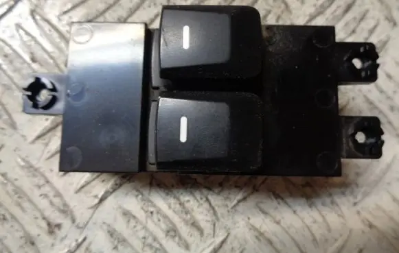 KIA Picanto Electric window control switch 935701Y000