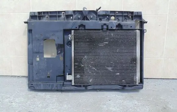 Peugeot 207 Radiator support slam panel